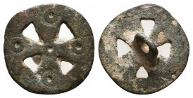 Very Beautiful Byzantine Cross Button, Ae Bronze, 7th - 13th century AD.

Condition: Very Fine

Weight: 3,7 gr
Diameter: 22,7 mm
