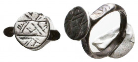 Byzantine / Crusaders Silver Ring, 7th - 13th century AD.
Condition: Very Fine

Weight: 4,4 gr
Diameter: 23,6 mm