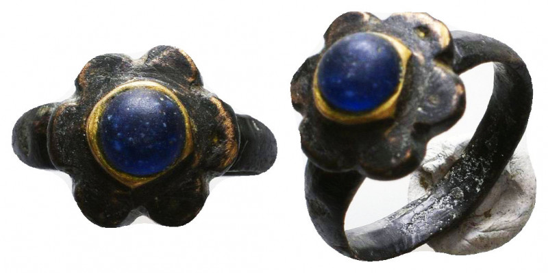 Ancient Roman Ring . 1st - 3rd century AD

Condition: Very Fine

Weight: 4,3...