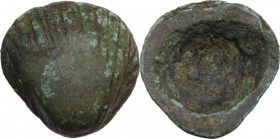 Aes formatum. AE Cockle-shell, Central Italy, 5th-3rd century BC. Cf. G. Fallani, Numismatics-witness to history, IANP Publication 8, 1986, pl. 6,2-2c...