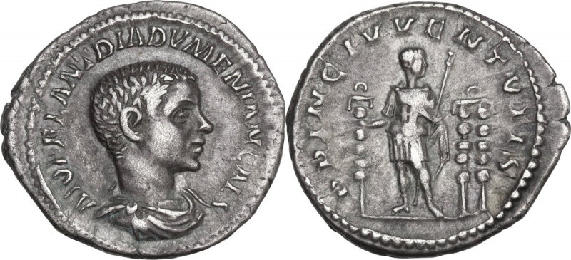 Diadumenian (218 AD). AR Denarius. RIC IV 102; C. 3. AR. 3.63 g. 21.00 mm. R. Ra...