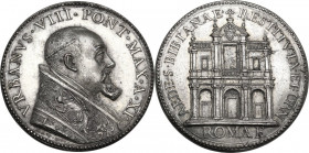 Urbano VIII (1623-1644) Maffeo Barberini. Medaglia annuale, A. XI. Bart. E. 634; Mis. 254. AE argentato. 37.00 mm. Opus: G. Molo. R. Riconio. SPL.