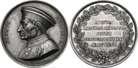 Cosimo I de' Medici (1519-1574). Medaglia, XIX sec. AG. 42.00 mm. Opus: P. Girometti. RR. Coniazione originale dell'Ottocento, con punzone sul bordo. ...