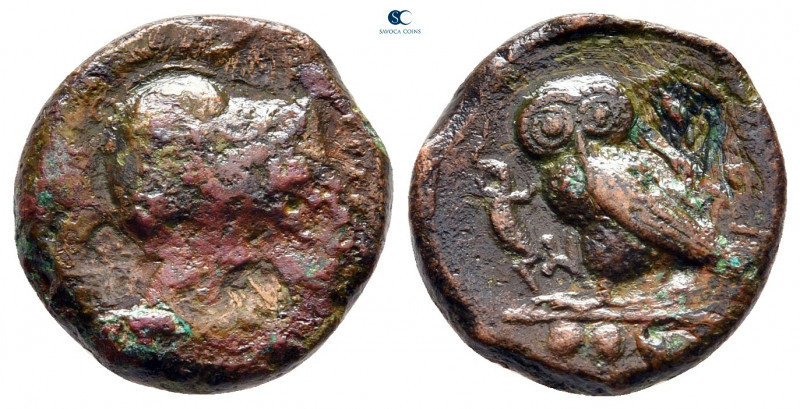 Sicily. Kamarina circa 420-405 BC. 
Tetras Æ

15 mm, 3,33 g



nearly ver...