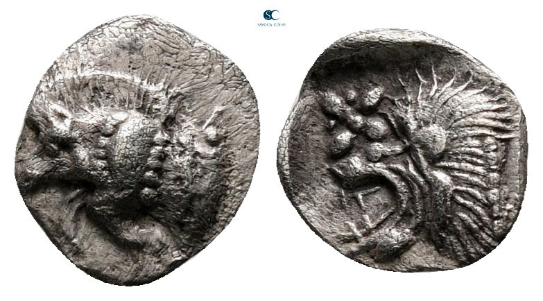 Mysia. Kyzikos circa 525-475 BC. 
Hemiobol AR

9 mm, 0,35 g



very fine