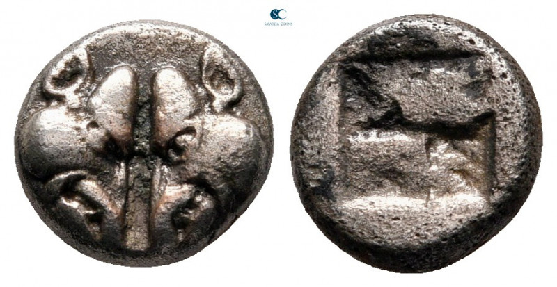 Lesbos. Uncertain mint circa 550-480 BC. 
BI 1/12 Stater

9 mm, 1,25 g


...