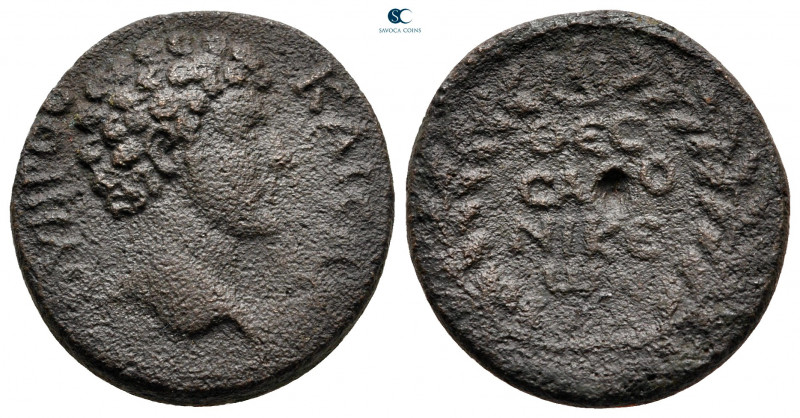 Macedon. Thessalonica. Marcus Aurelius AD 161-180. 
Bronze Æ

21 mm, 6,07 g
...