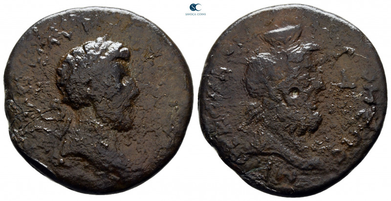 Samaria. Caesarea. Marcus Aurelius AD 161-180. 
Bronze Æ

26 mm, 8,56 g


...