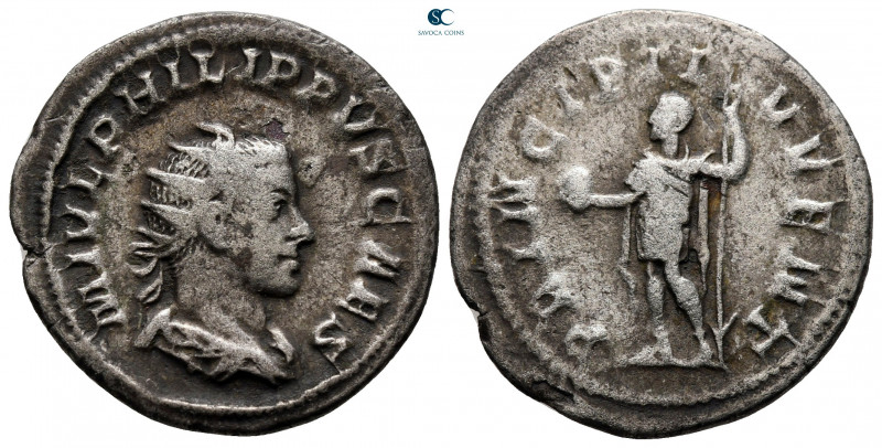 Philip II, as Caesar AD 244-246. Rome
Antoninianus AR

23 mm, 3,24 g



n...