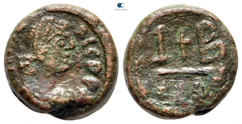 Justinian I AD 527-565. Alexandria
12 Nummi Æ

16 mm, 4,21 g



fine