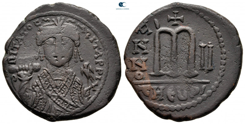 Maurice Tiberius AD 582-602. Theoupolis (Antioch)
Follis or 40 Nummi Æ

30 mm...