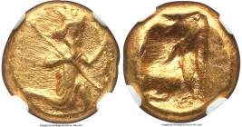 ACHAEMENID PERSIA. Darius I-Xerxes II (ca. 5th century BC). AV daric (15mm, 8.34 gm). NGC MS 4/5 - 5/5. Lydo-Milesian standard. Sardes mint, ca. 485-4...