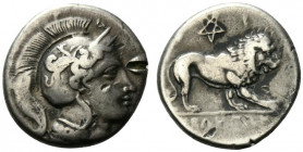 Northern Lucania, Velia, c. 300-280 BC. AR Didrachm (21mm, 7.24g, 3h). Head of Athena r., wearing crested Attic helmet decorated with griffin; Δ above...