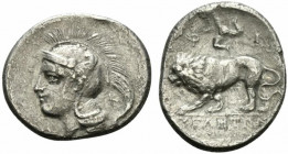 Northern Lucania, Velia, c. 300-280 BC. AR Didrachm (24mm, 6.82g, 9h). Philistion Group. Head of Athena l., wearing crested and winged Attic helmet; [...