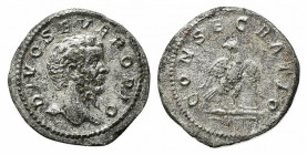 Divus Septimius Severus (died AD 211). AR Denarius (19.5mm, 3.07g, 12h). Rome, AD 211. Bare head r. R/ Eagle standing facing on thunderbolt, head l. R...