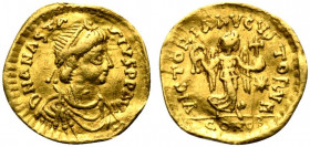 Anastasius I (491-518). AV Tremissis (13mm, 1.14g, 6h). Constantinople, 492-518. Diademed, draped and cuirassed bust r. R/ Victory advancing r., head ...