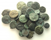 Mixed lot of 34 Æ coins, including Greek and Roman Republican, to be catalog. Lot sold as is, no return