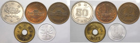 Giappone - Hiroito (1926-1989) - lotto di 5 monete da 1, 5 10 e 50 yen - metalli vari
mediamente SPL

Spedizione solo in Italia / Shipping only in ...