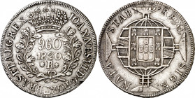 Brasil. 1820. Juan VI. R (Río). 960 reis. (Kr. 326.1). Acuñada sobre 8 reales de 1799 Lima IJ. Golpecito. Ex Áureo 27/04/2000, nº 3987. AG. 26,73 g. M...