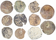 Lote de 11 cobres españoles de los Austrias, casi todos resellados. A examinar. MC/BC+.