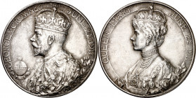 Gran Bretaña. 1911. Coronación de Jorge V y María el 22 de junio de 1911. Firmado: BM. Plata. 12,35 g. Ø30 mm. MBC+.