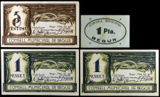Begur. 5 céntimos y 1 peseta (tres). (T. 414 a 416). 3 billetes, una pareja correlativa y un cartón. Todos los de la localidad. Escasos. MBC+/EBC+.