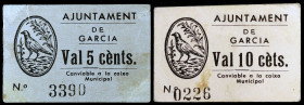 Garcia. Ajuntament. 5 y 10 céntimos. (T. 1266b y 1267). 2 cartones, serie completa. El de 10 céntimos, nº 0226. Muy raros. MBC/MBC+.