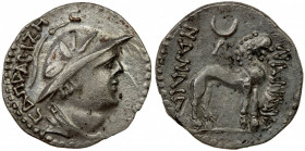 YUEH CHI: Sapadbizes, late 1st century BC, AR drachm (1.73g), Mitch-2829/30, helmeted bust right, floral design on the helmet, name behind // lion rig...