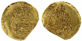 GREAT MONGOLS: temp. Chingiz Khan, 1206-1227, AV dinar (4.03g), Badakhshan, ND, A-A1967, same obverse die as Zeno-52642, kalima // the caliph al-Nasir...