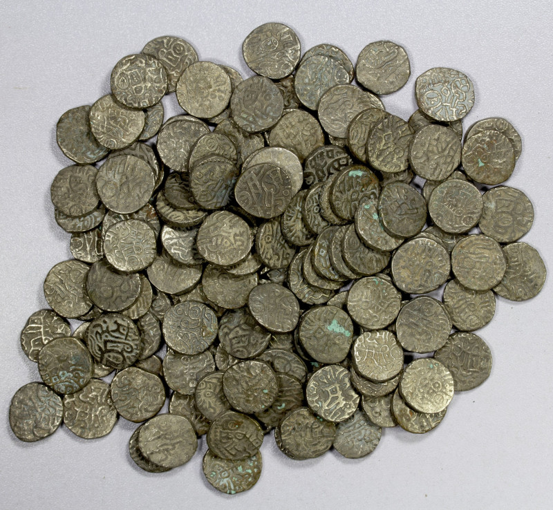 MEDIEVAL HINDU INDIA: LOT of about 144 copper jitals, bull & horseman types, inc...