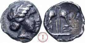 Thrace, Apollonia Pontika, Diobole, 435-425 avant J.-C., Av. Tête laurée d'Apollon à droite, Rv. Ancre cantonnée de M et E, Argent, TTB, 1.25 g, 10 mm...