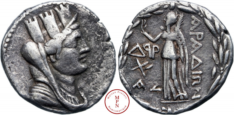 Phoenicie, Arados, Tétradrachme, 66-65 avant J.-C., Av. Tête tourelée de Tychée ...