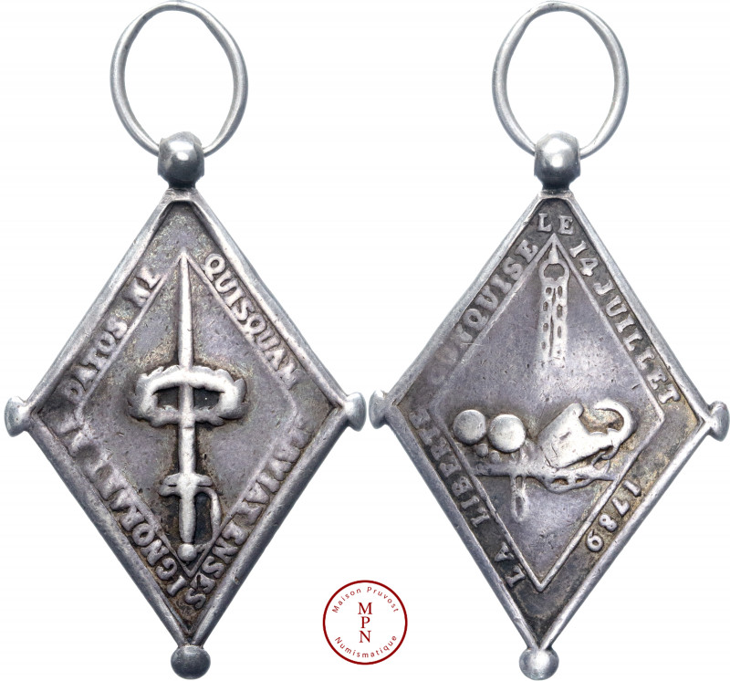 Louis XVI (1774-1792), Insigne de la Bastille, Médaille – Décoration en forme de...