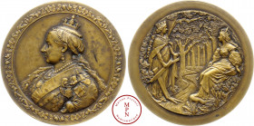 Victoria (1837-1901), Dedication of the Epping Forest, Médaille, Wiener, 1882, Londres, Av. Buste en majesté de la Reine Victoria à gauche, entourée d...