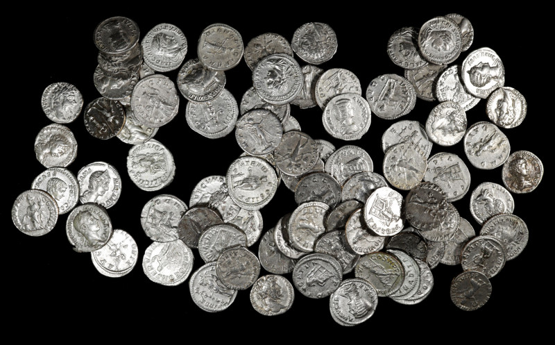 ROMAN EMPIRE. Group of Silver Denarii (80 Pieces). Average Grade: VERY FINE.

...