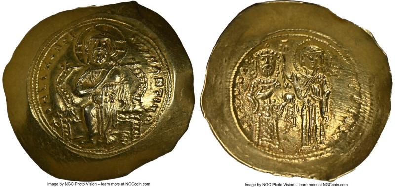 Constantine X Ducas (AD 1059-1067). AV histamenon nomisma (26mm, 4.38 gm, 6h). N...