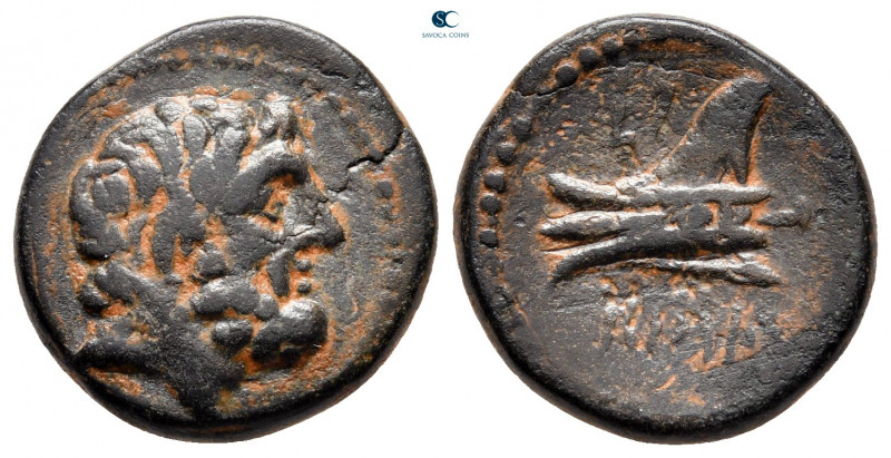 Phoenicia. Arados circa 137-51 BC. 
Bronze Æ

16 mm, 3,52 g



very fine...