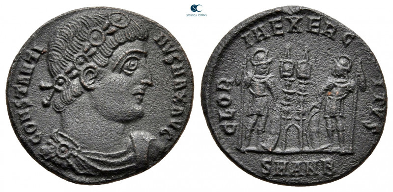 Constantine I the Great AD 306-337. Antioch
Follis Æ

17 mm, 2,26 g



ve...