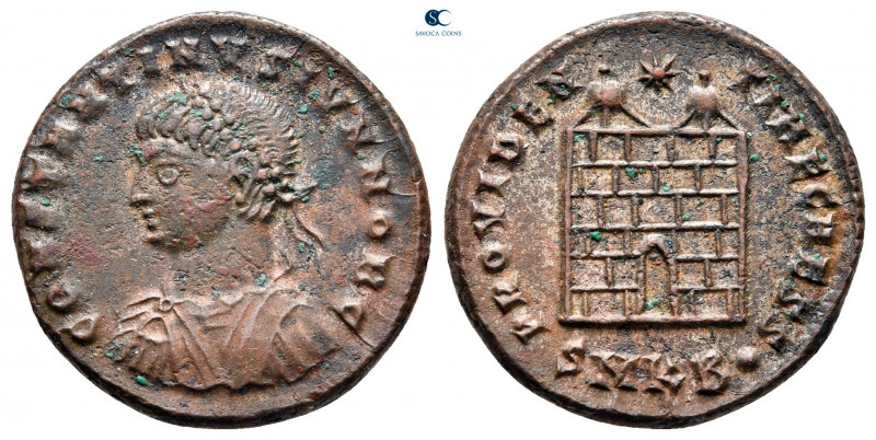 Constantine II, as Caesar AD 317-337. Cyzicus
Follis Æ

19 mm, 3,82 g



...