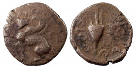 ISLANDS OFF IONIA, Chios. 1st century BC. Ae (bronze, 3.00 g, 18 mm), Asmenos. Sphinx seated left; to left, aphlaston. Rev. XIOC / ACMЄNOC Amphora. RP...