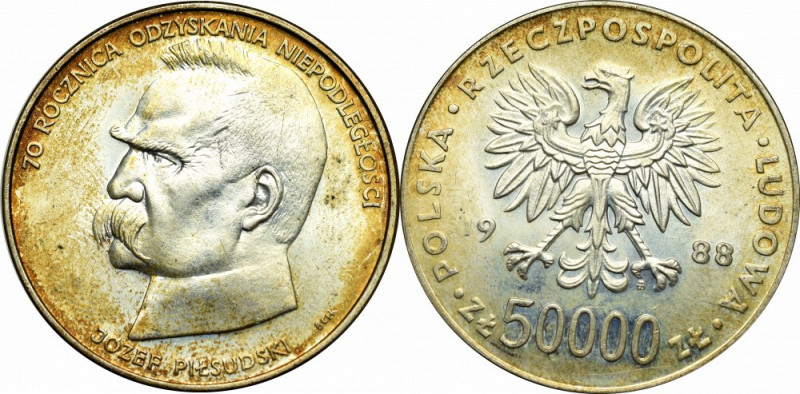 PRL, 50.000 złotych 1988 Piłsudski Piękny egzemplarz. Patyna. 
Grade: UNC 

P...