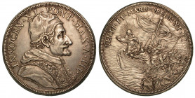 INNOCENZO XI (Benedetto Odescalchi), 1676-1689. Piastra A. III.

INNOCEN XI PONT MAX AN III Busto a d. con camauro, mozzetta e stola ornata di aquil...