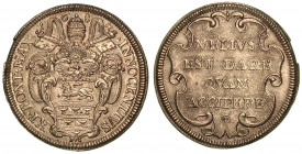 INNOCENZO XI (Benedetto Odescalchi), 1676-1689. Testone.

INNOCEN XI PONT MAX Stemma sormontato da chiavi decussate e tiara. R/ MELIVS || EST DARE |...