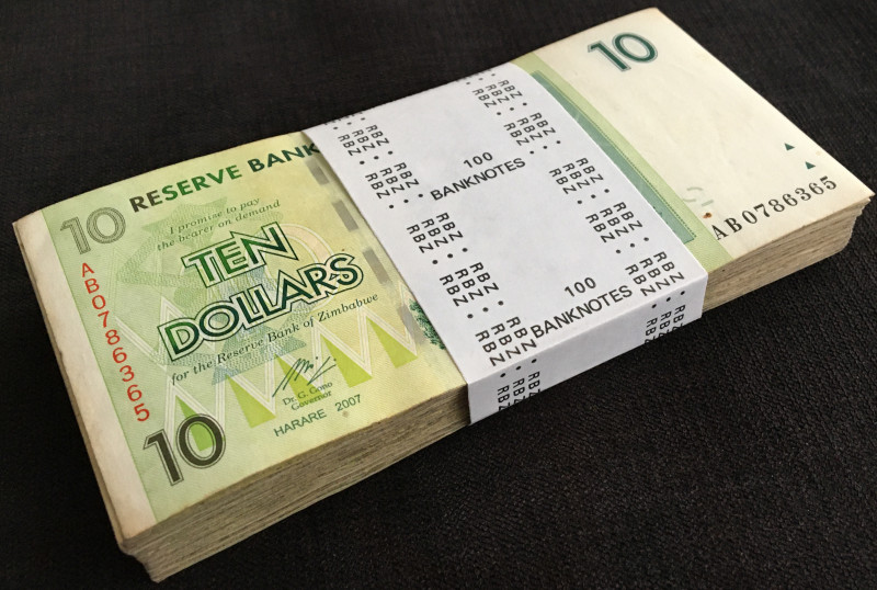 ZIMBABWE Bundle (100 Notes) $10 Dollars 2007 VF XF AU
Stock Photo, No paper Ban...
