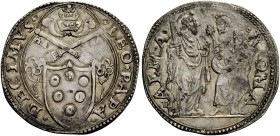 Roma. (§) Giulio, AR 3,78 g. LEO PAPA – DECIMVS Stemma sormontato da triregno e chiavi decussate, entro cornice quadrilobata. Rv. ALMA – ROMA I Santi ...