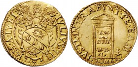 Giulio III (Giovanni Maria Ciocchi del Monte), 1550-1555. Scudo (1550), AV 3,34 g. IVLIVS III – P MA A IVBI Stemma sormontato da triregno e chiavi dec...