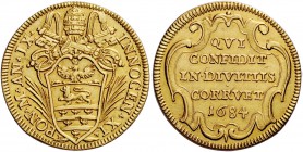 Innocenzo XI (Benedetto Odescalchi), 1676-1689. Doppia anno IX, AV 6,68 g. INNOCEN XI – PON M AN IX Stemma sormontato da triregno e chiavi decussate, ...