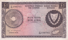 Cyprus, 1 Pound, 1972, XF, p43
Slightly stained
Estimate: USD 50-100