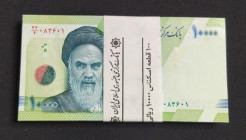 Iran, 10.000 Rials, 2017, UNC, p159, BUNDLE
(Total 100 consecutive banknotes)
Estimate: USD 30-60