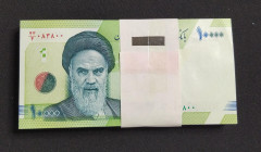 Iran, 10.000 Rials, 2017, UNC, p159, BUNDLE
(Total 100 consecutive banknotes)
Estimate: USD 30-60